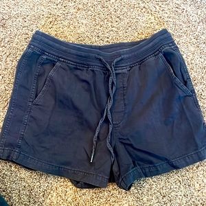 Women’s Gap shorts. Size small